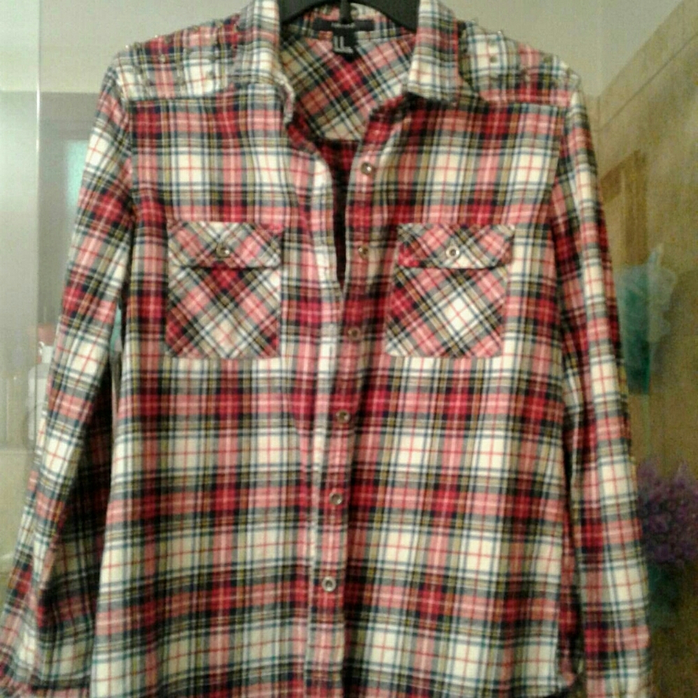 Forever 21 flannel button closure shirt